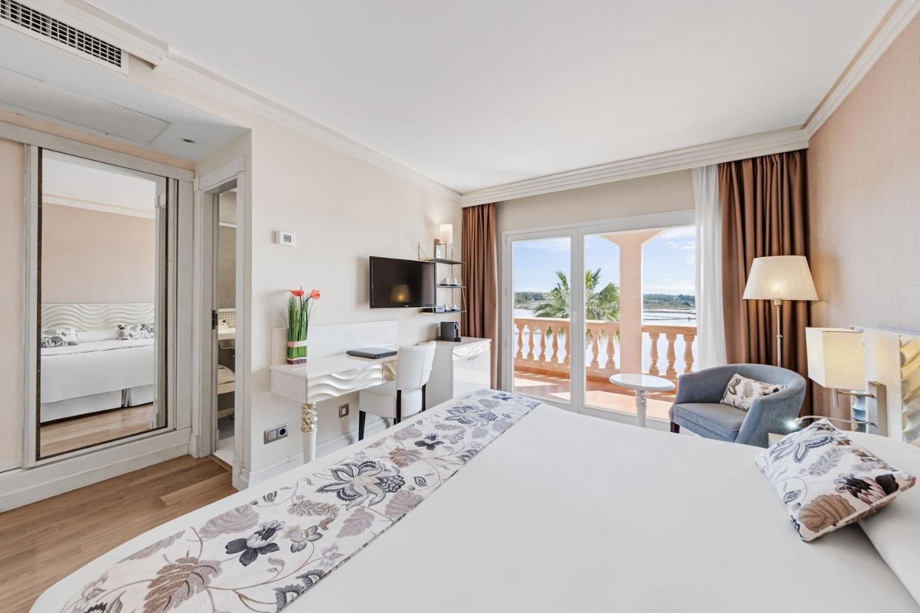 Double or Twin Room,1556861362:JPEG