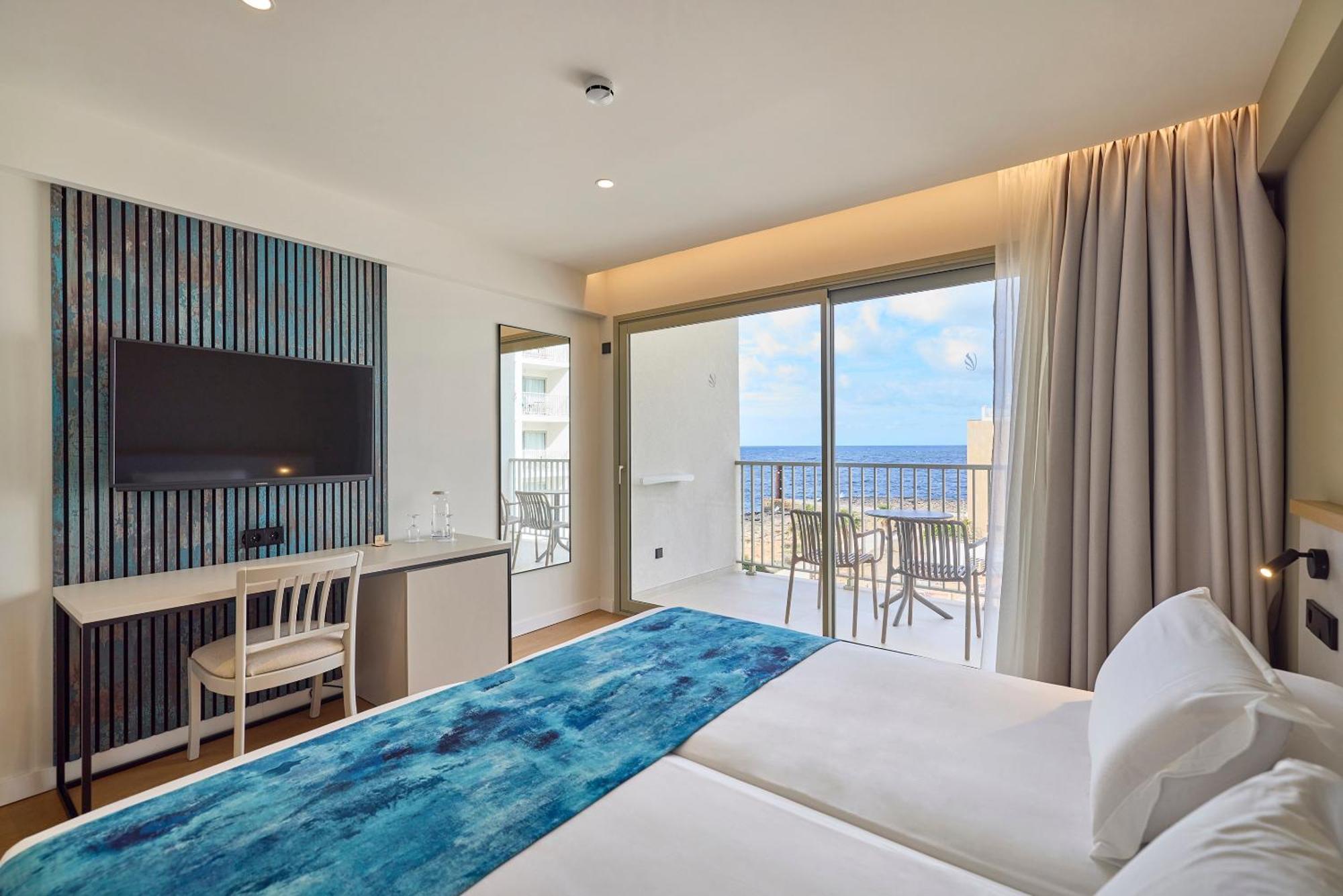 Twin Room Sea View